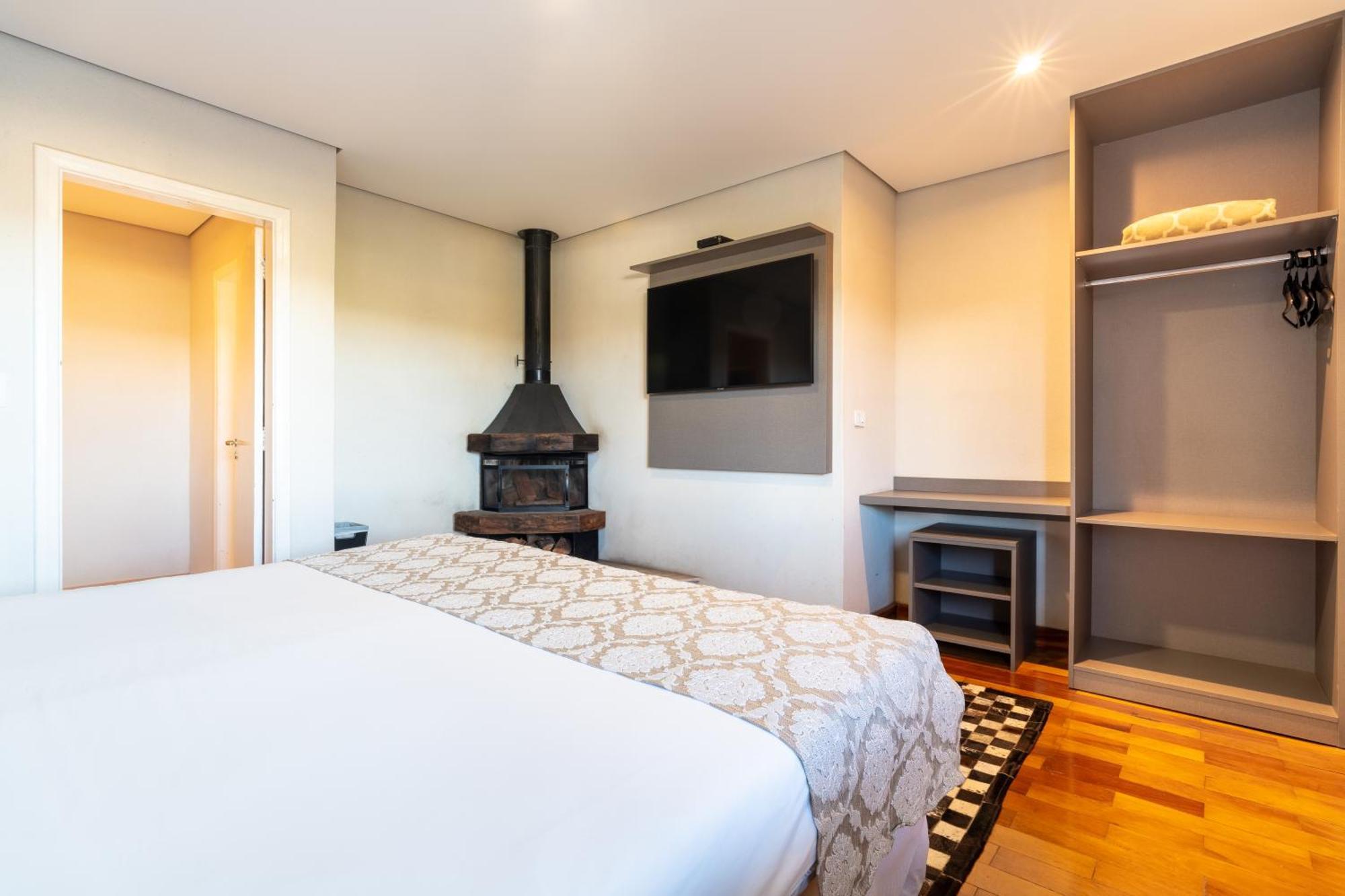 Chris Park Hotel Campos do Jordao Exterior photo