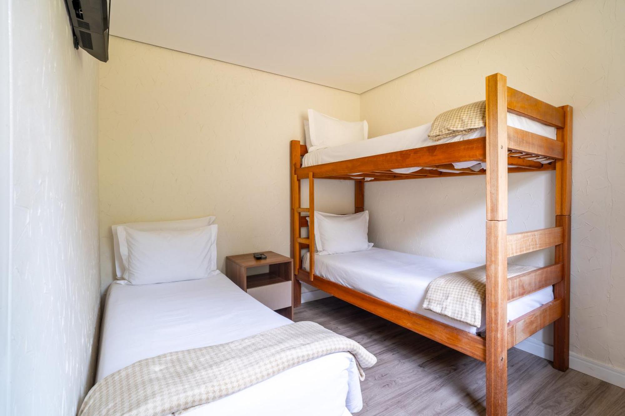 Chris Park Hotel Campos do Jordao Exterior photo