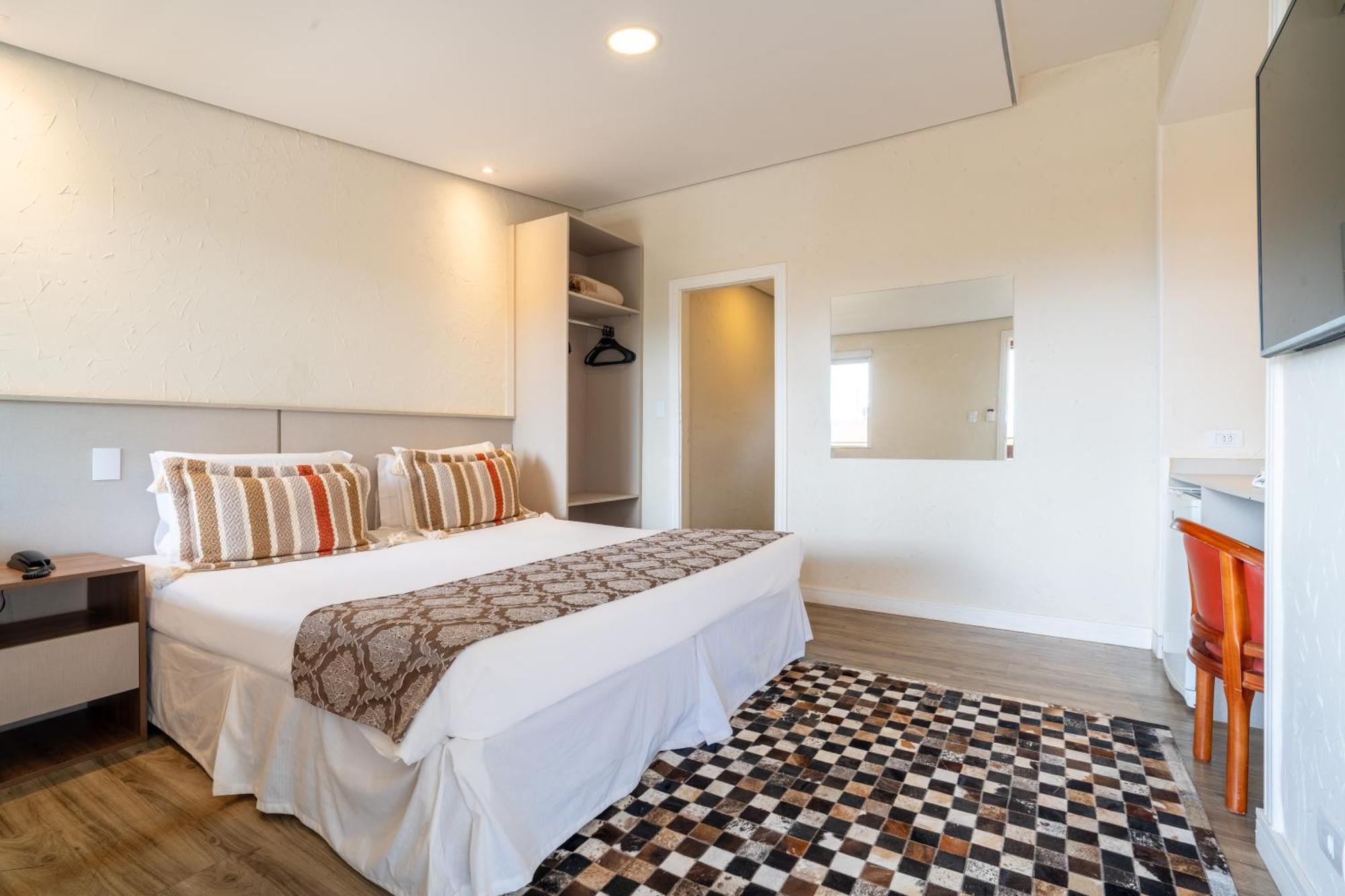 Chris Park Hotel Campos do Jordao Exterior photo